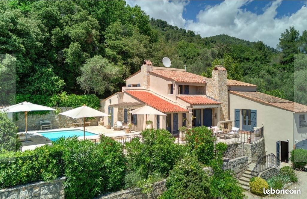 Maison 7 pièces 220 m² · à Le Tignet · 220 m² · 1 750 000 €