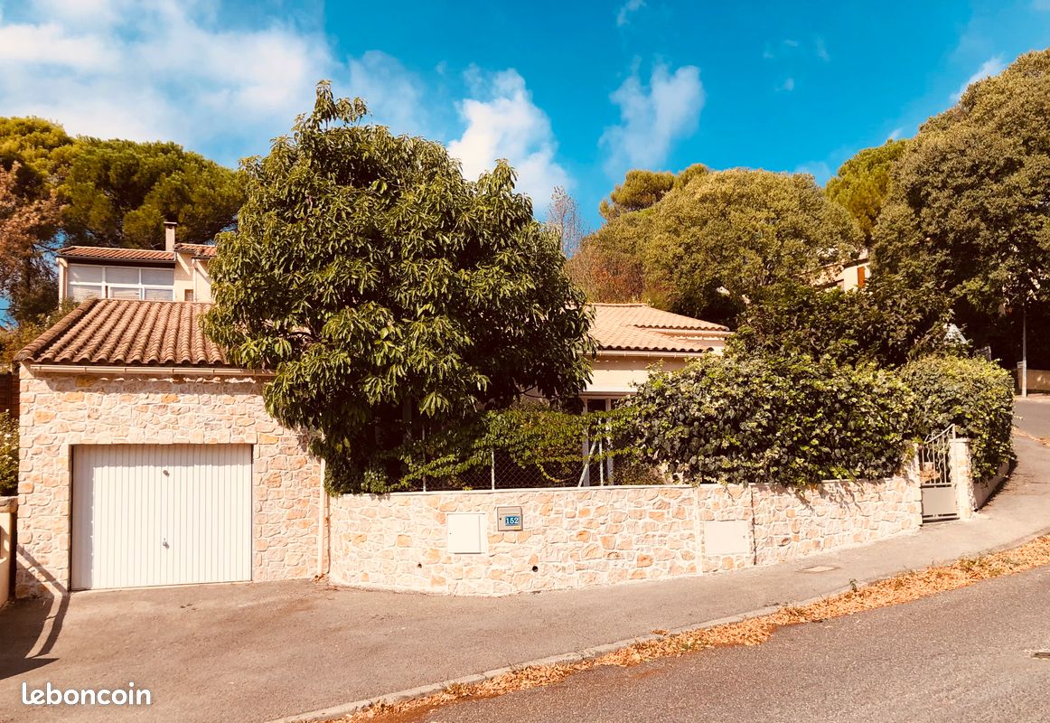 Maison 9 pièces 137 m² · à Alès · 137 m² · 1 085 €/mois