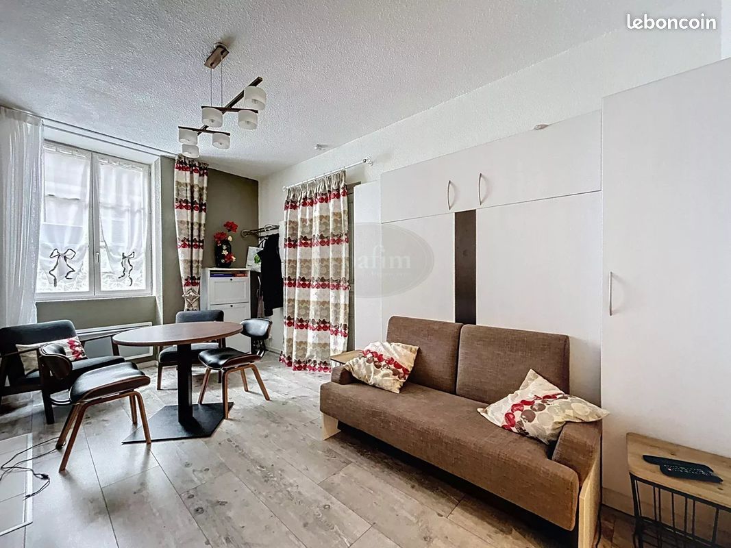 Immeuble 9 pièces 180 m² · à Bagnères-de-Bigorre · 180 m² · 410 000 €