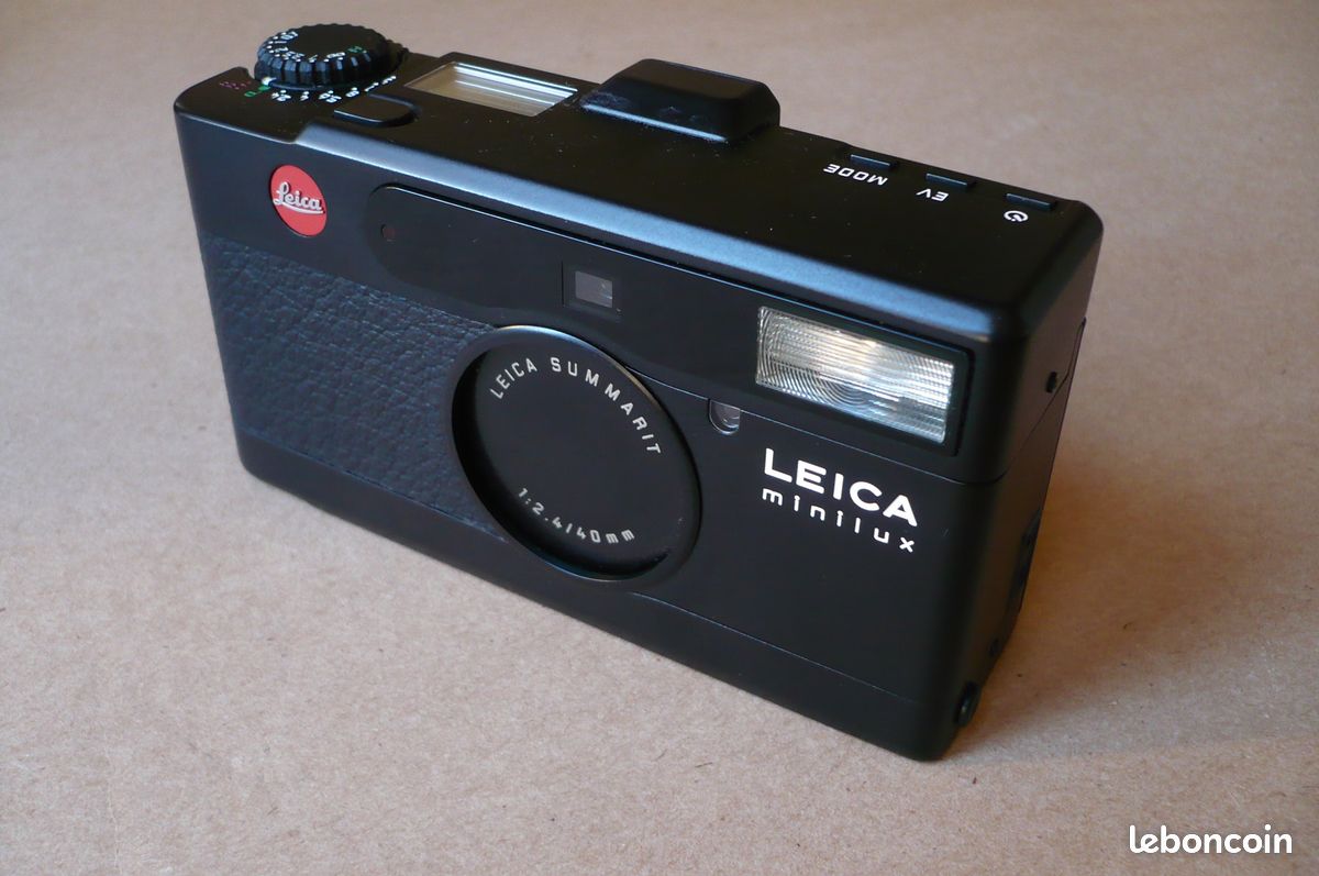 Minilux 40mm F2 Leica Minilux 35mm Summarit 40mm F2 Leica Minilux - Main Image