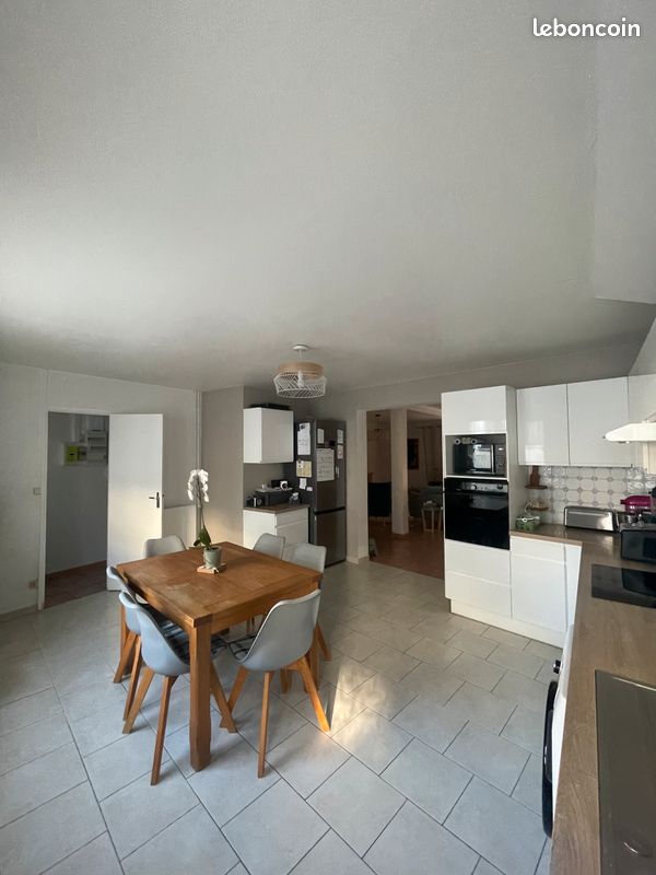 Maison 6 pièces 148 m² · à Le Mans · 148 m² · 1 380 €