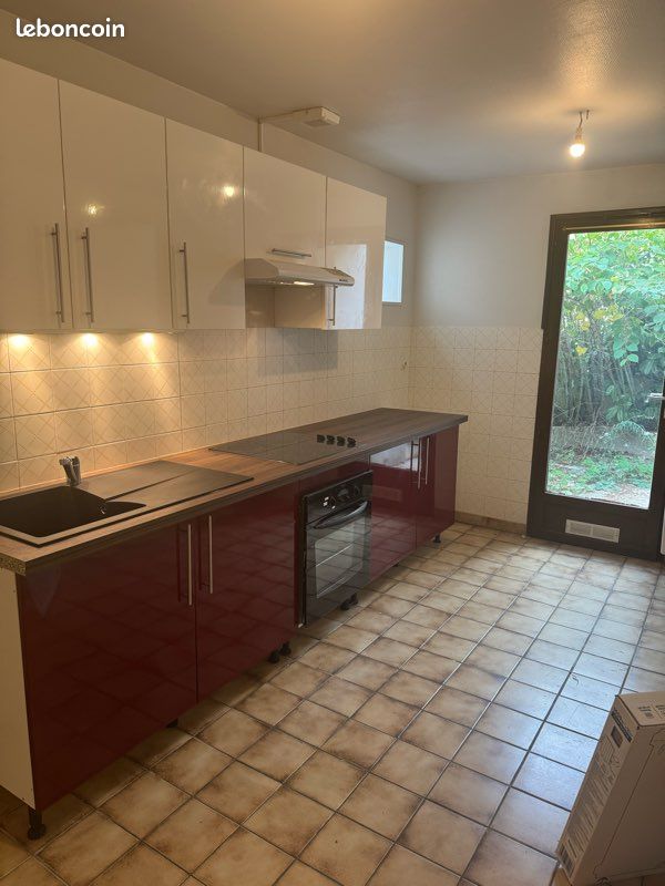 Maison 4 pièces 110 m² · à Brienon-sur-Armançon · 110 m² · 735 €/mois