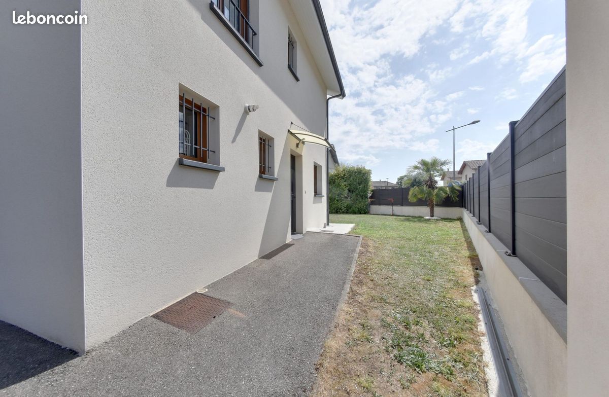 Maison 5 pièces 105 m² · à Tencin · 105 m² · 389 000 €