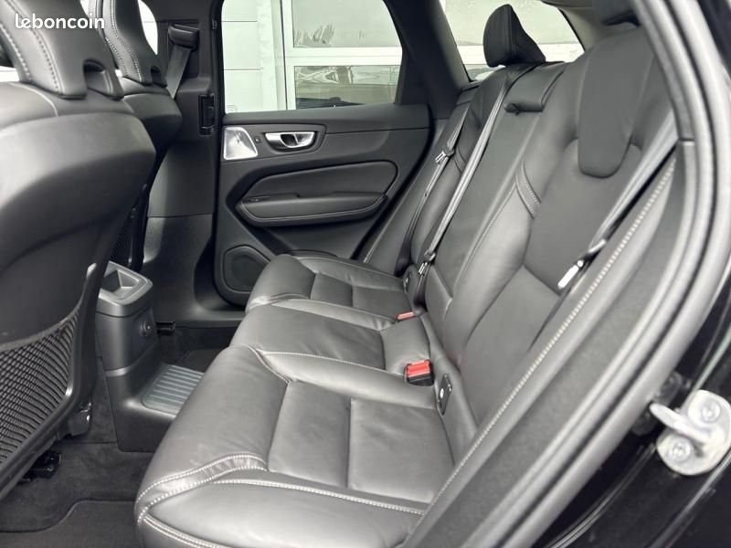 Volvo XC60 T6 Hybride Rechargeable 350ch Ultra Style Dark Geartronic 8 AWD (image 11)
