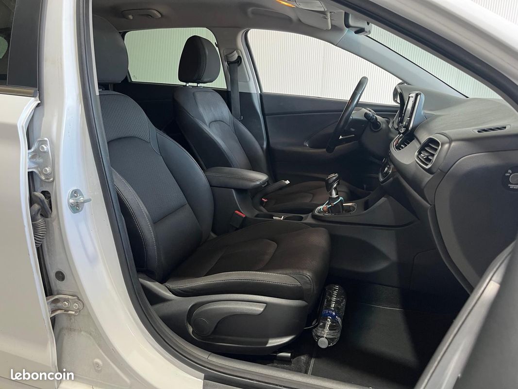 HYUNDAI i30 1.0 T-GDi 120 BVM6 Edition #1 CAMERA DE RECUL - KEYLESS - ENTRETIEN HYUNDAI (image 12)