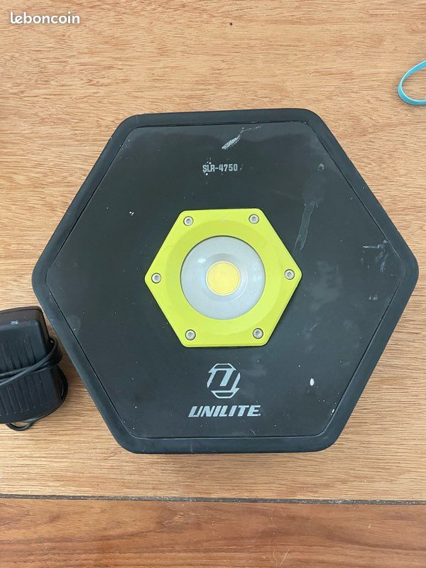 Projecteur Chantier UNILITE SLR-4750 (image 1)