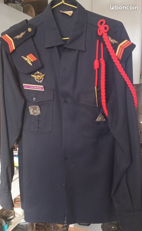 Uniforme militaire, chemise (image 1)
