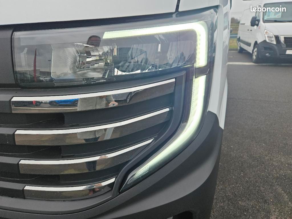 Nissan Interstar FOURGON 3T5 L2H2 2.0 DCI 130 N-CONNECTA (image 19)