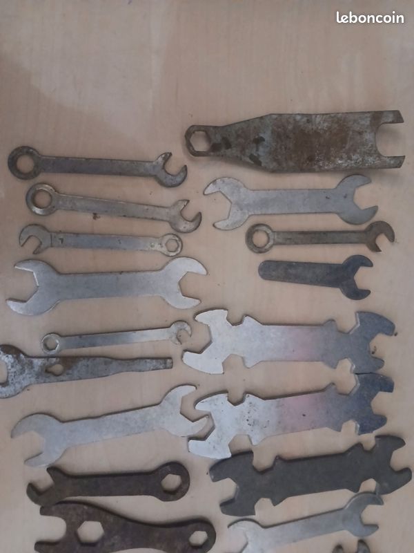 Clés et démonte pneus vélo (image 2)