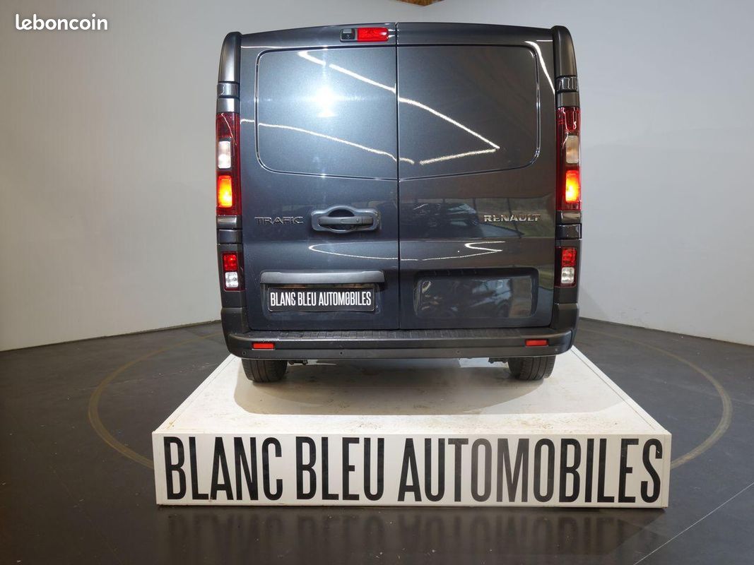 RENAULT TRAFIC L1H1 2.0 DCi 170 CH EDC CONFORT (image 15)