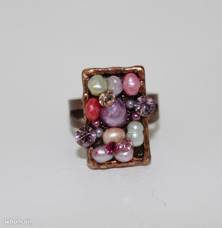 Bague fantaisie (image 1)