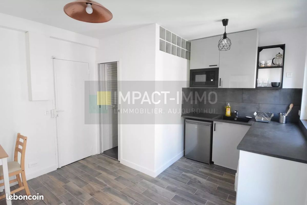 Appartement 2 pièces 24 m² · à Puteaux · 24 m² · 980 €