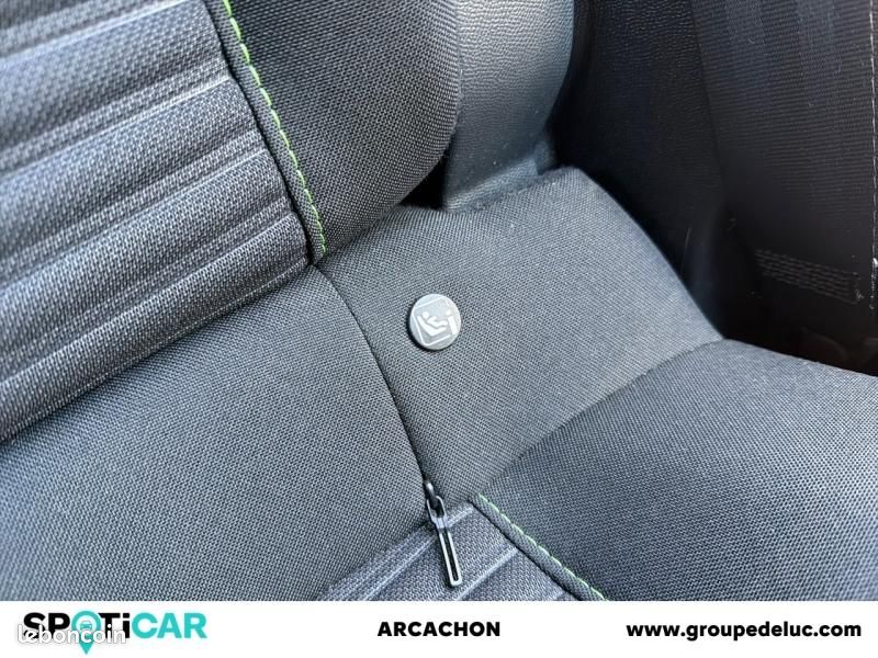 Peugeot 2008 1.2 PureTech 100ch S&S Active (image 34)