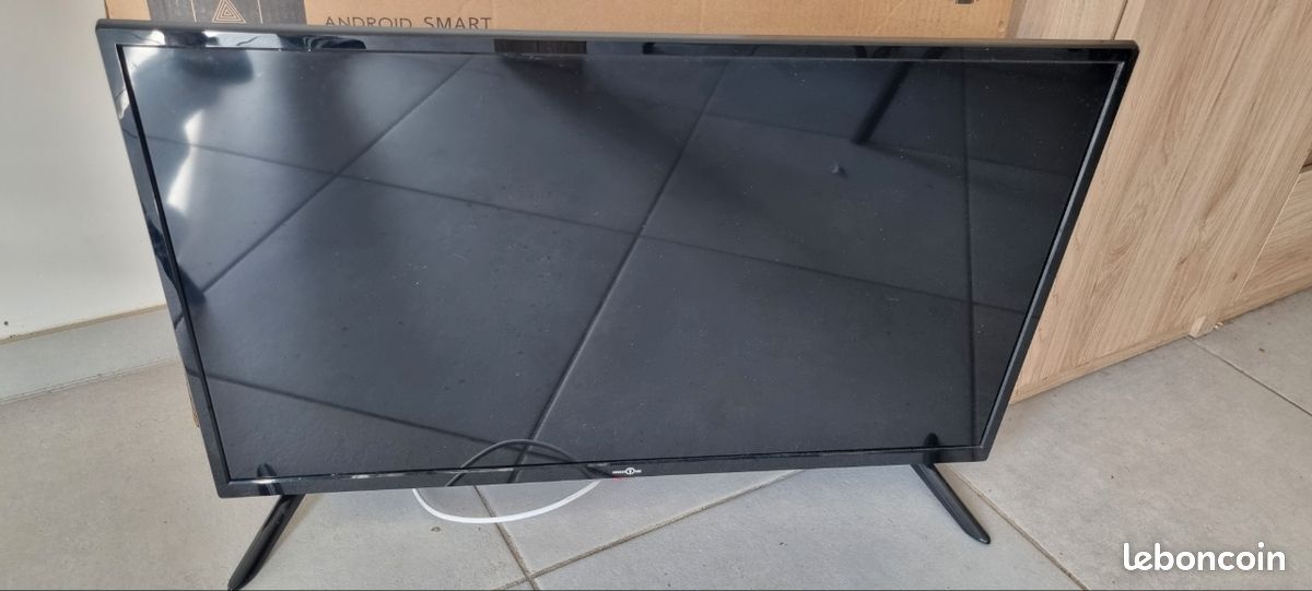 Tv 80cm / tnt intégré / hdmi / usb ..... (image 1)