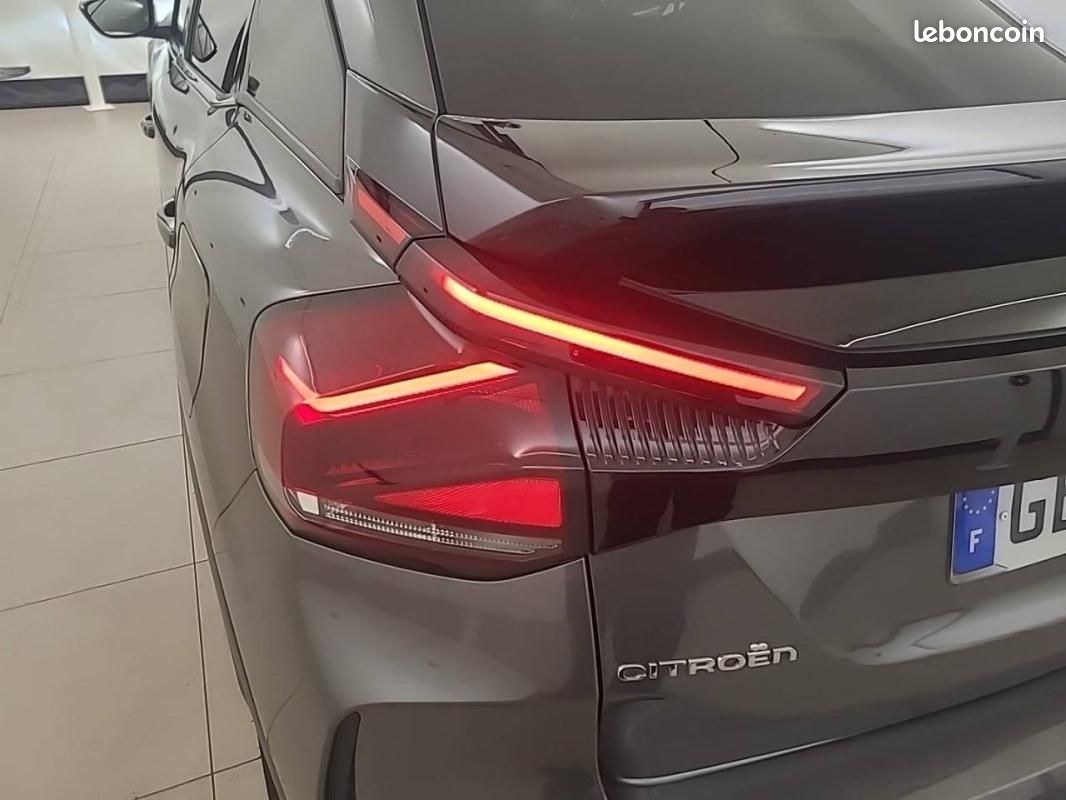 Citroën C4 PureTech 130 S&S EAT8 - Shine (image 17)