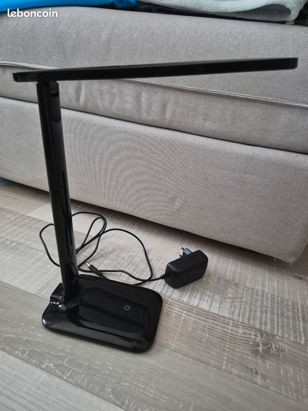 Lampe de bureau (image 1)