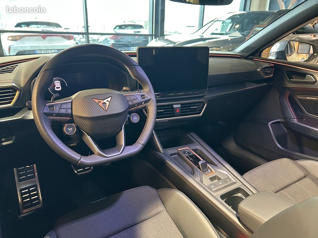 CUPRA Leon 1.5 eTSI Hybrid 150 ch DSG7 V (image 2)