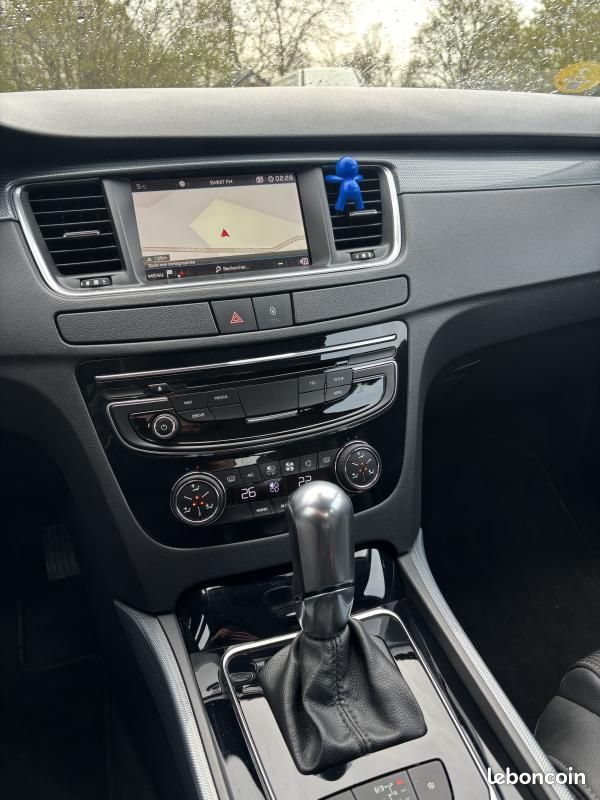 Peugeot 508 Phase 2 Berline 2.0 HDi 16V S&S 180 cv (image 11)