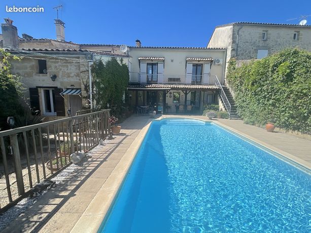 Maison 15 pièces 273 m²