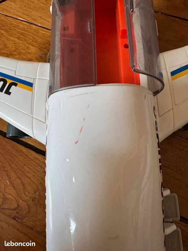 Avion Cargo Jumbo Tomica (image 12)