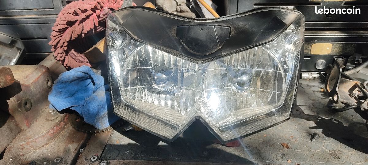 Phare z 750 (image 1)
