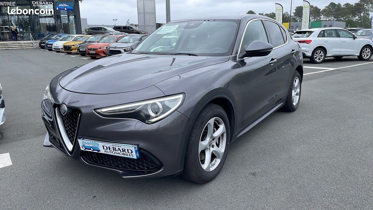 Alfa romeo STELVIO 2.2 DIESEL 180CH SUPER AT8 (image 1)
