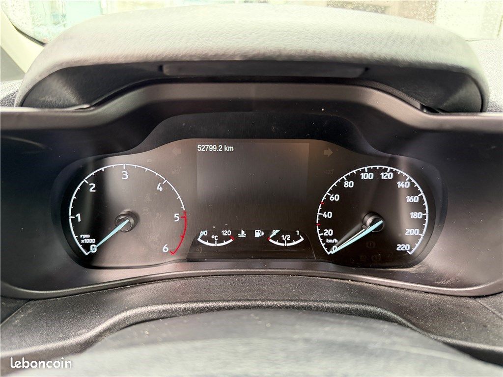 Ford Tourneo Connect II 1.5 L ECOBLUE 100 S&S Trend (image 30)