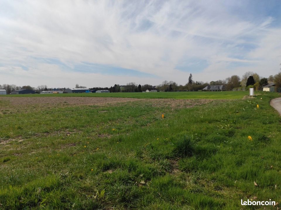 Terrain 717 m² · à Lieurey · 40 000 €