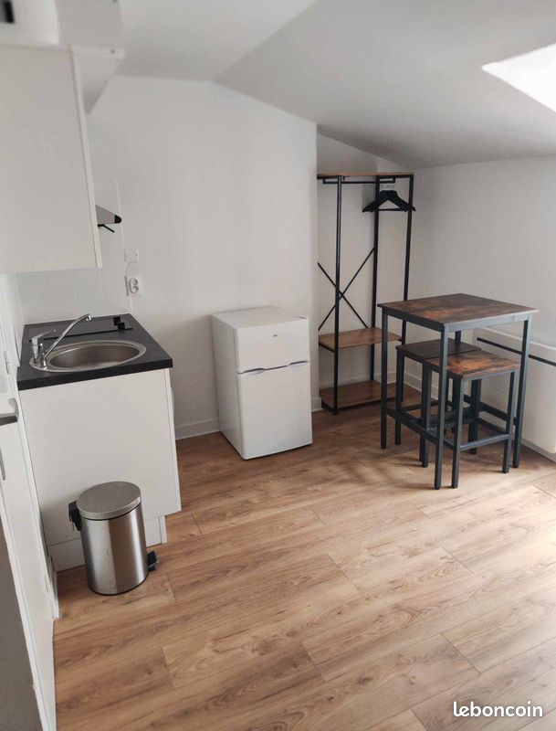 Appartement 1 pièce 15 m² · à Poitiers · 15 m² · 420 €