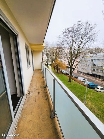 https://img.leboncoin.fr/api/v1/lbcpb1/images/1a/fc/2e/1afc2e4e1339ce04f41244e105c741151f3b05f9.jpg?rule=ad-image