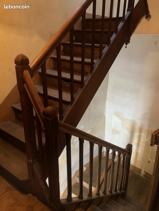 Maison 6 pièces 100 m² · à Laissac-Sévérac l'Église · 100 m² · 70 000 €
