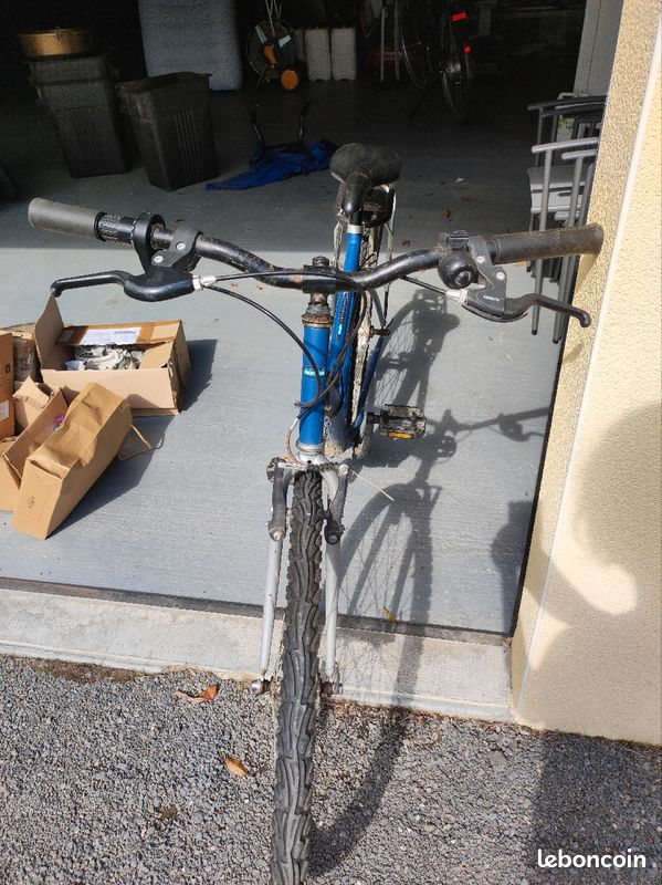 Vélo vtc b twin Decathlon (image 2)