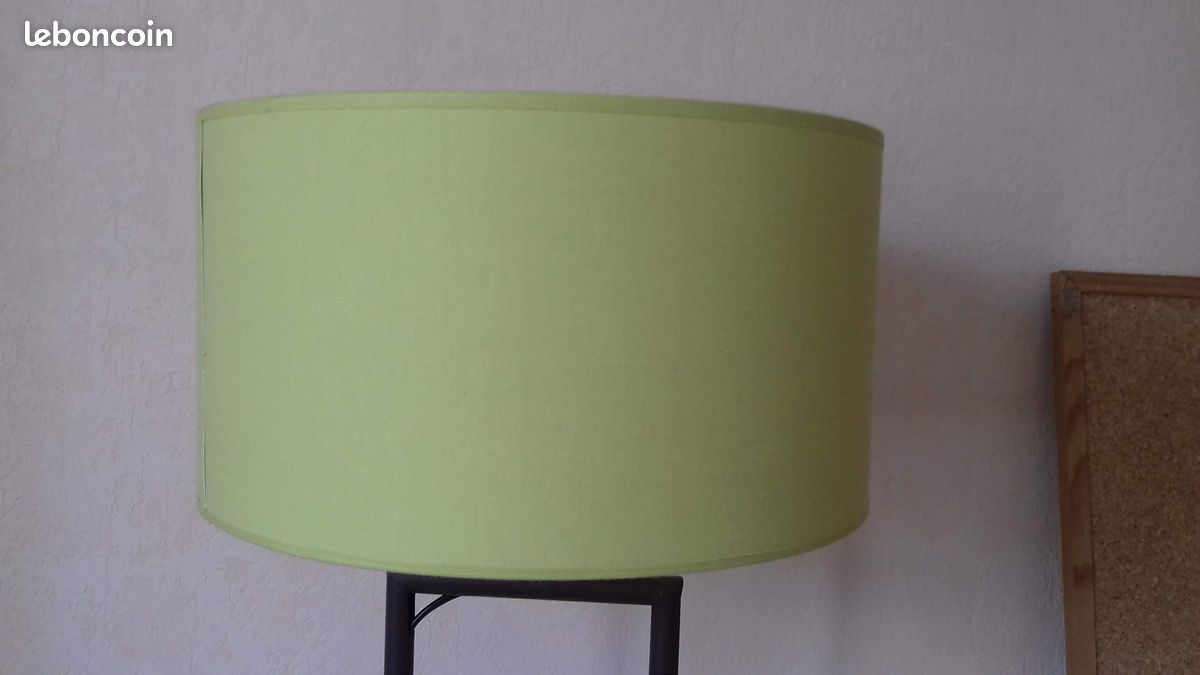 Lampadaire abat-jour vert anis pied façon fer forgé moderne (image 2)