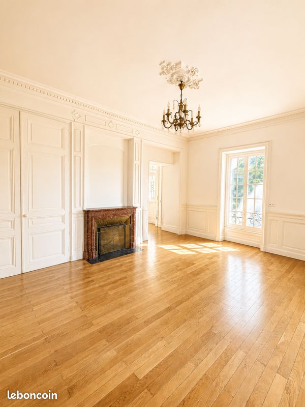 Appartement 2 pièces 86 m² · à Tassin-la-Demi-Lune · 86 m² · 199 900 €