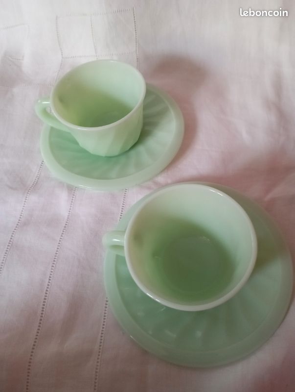 Lot De 4 Tasses Vintage Opaline Vert L'ÉCONOMIQUE - Années 1960/70 - Occasion