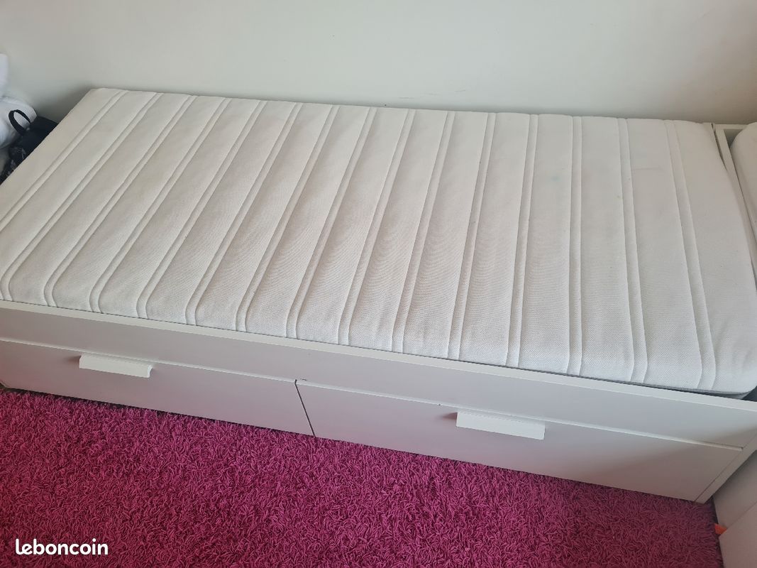 Vends 2 Lit brimnes ikea sommier + matelas 100euro (image 2)