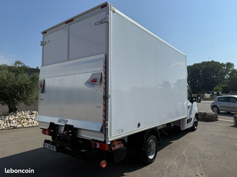 27990ht Renault master 145ch caisse 22m3 hayon (image 3)