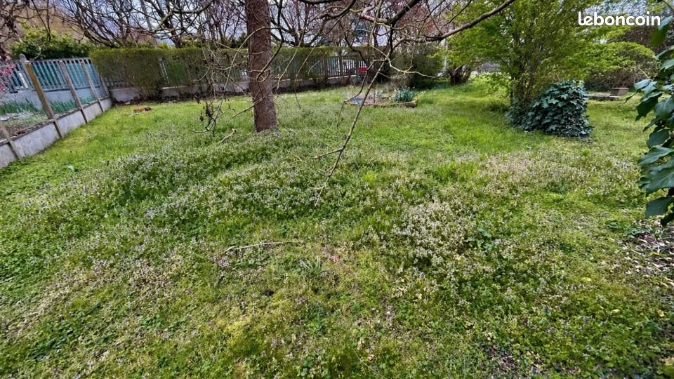 Terrain 1 600 m² Fontenay Tresigny · à Fontenay-Trésigny · 162 500 €