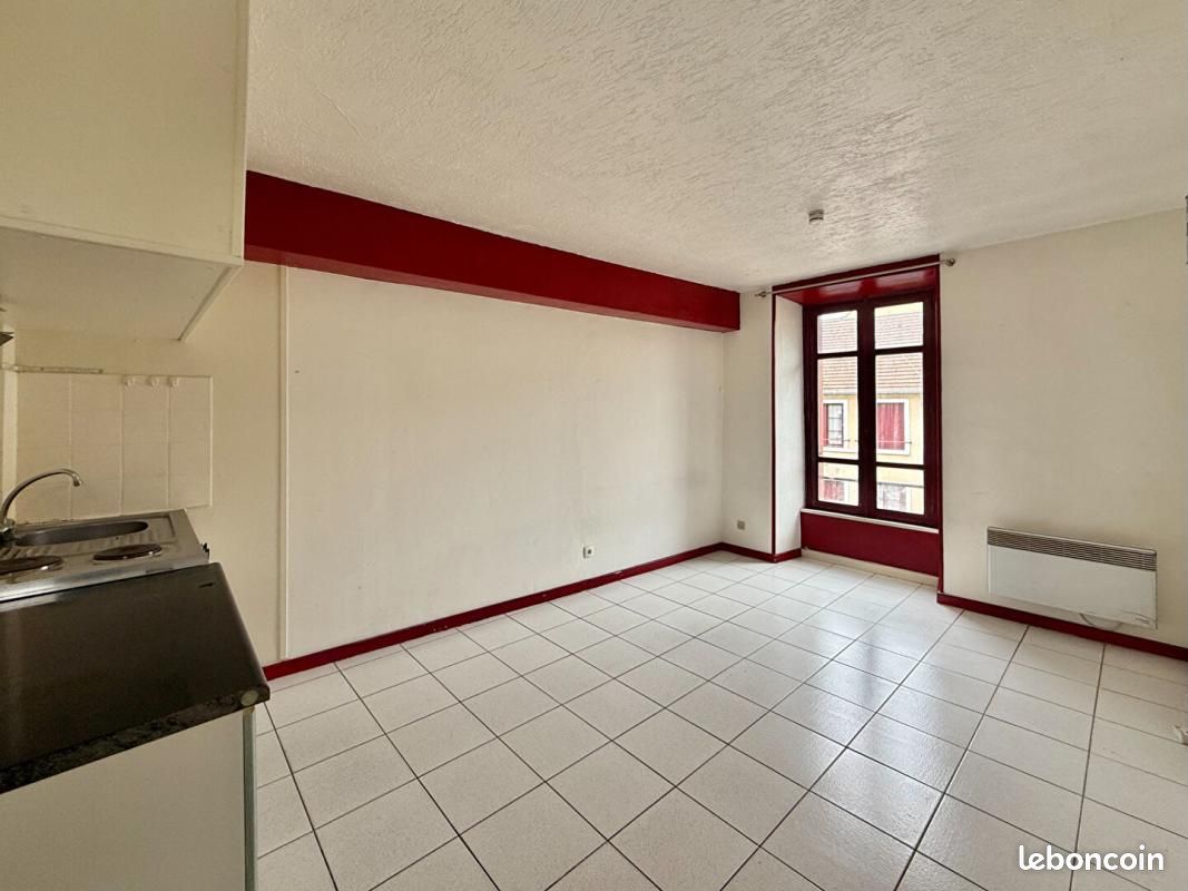 Appartement 1 pièce 18 m² · à Arpajon · 18 m² · 415 €/mois