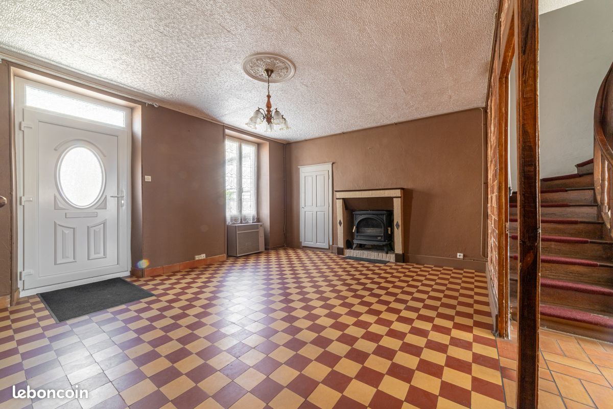 Maison 3 pièces 73 m² · à Mareuil-sur-Arnon · 73 m² · 54 000 €