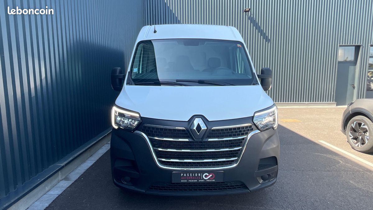 Renault master fourgon l2h2 blue dci 135 grand confort (image 8)