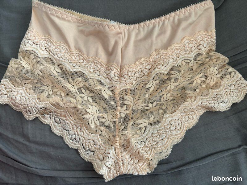 Shorty dentelle neuf - Pétillance - Taille 42/44 (image 2)