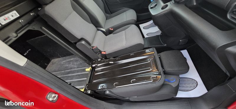 Citroen BERLINGO VAN M 650KG BLUEHDI 130 S&S DRIVER EAT8 (image 10)
