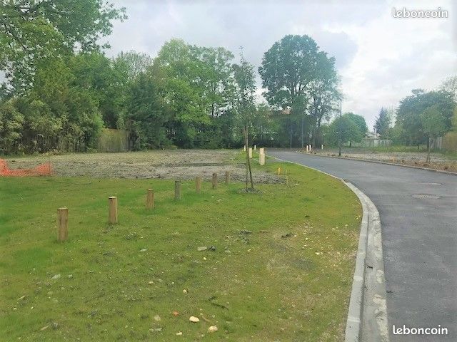 Terrain 900 m² Cestas · 235 000 €