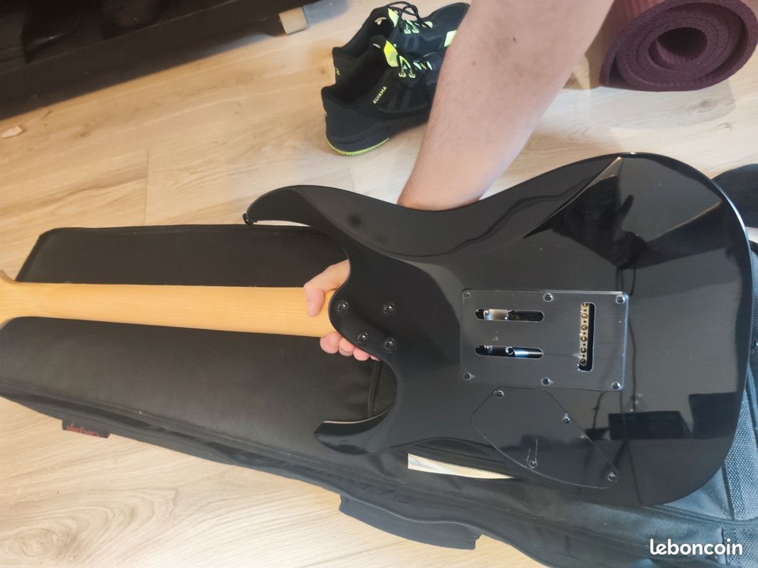 Pack complet guitare électrique Ibanez + ampli + effets + clavier MIDI (image 5)