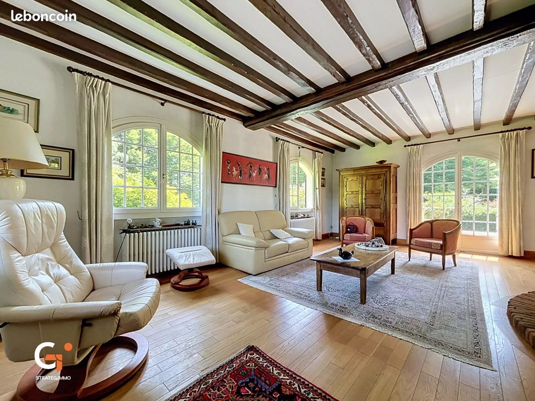 Maison 7 pièces 210 m² · à Bihorel · 210 m² · 645 000 €