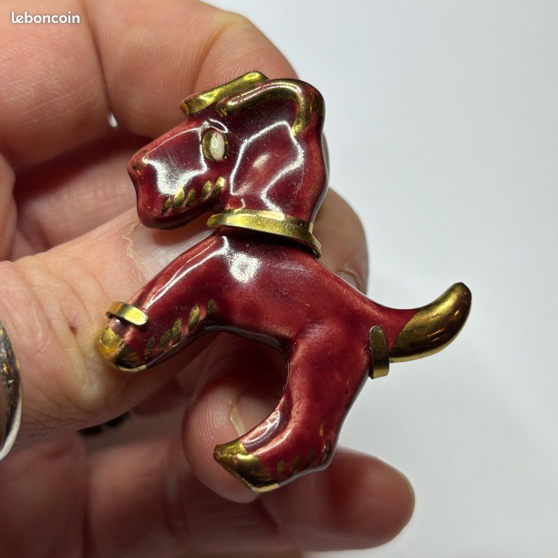Broche Ancienne En Corne Bovine - Forme De Chien - Vintage, Bijou Unique