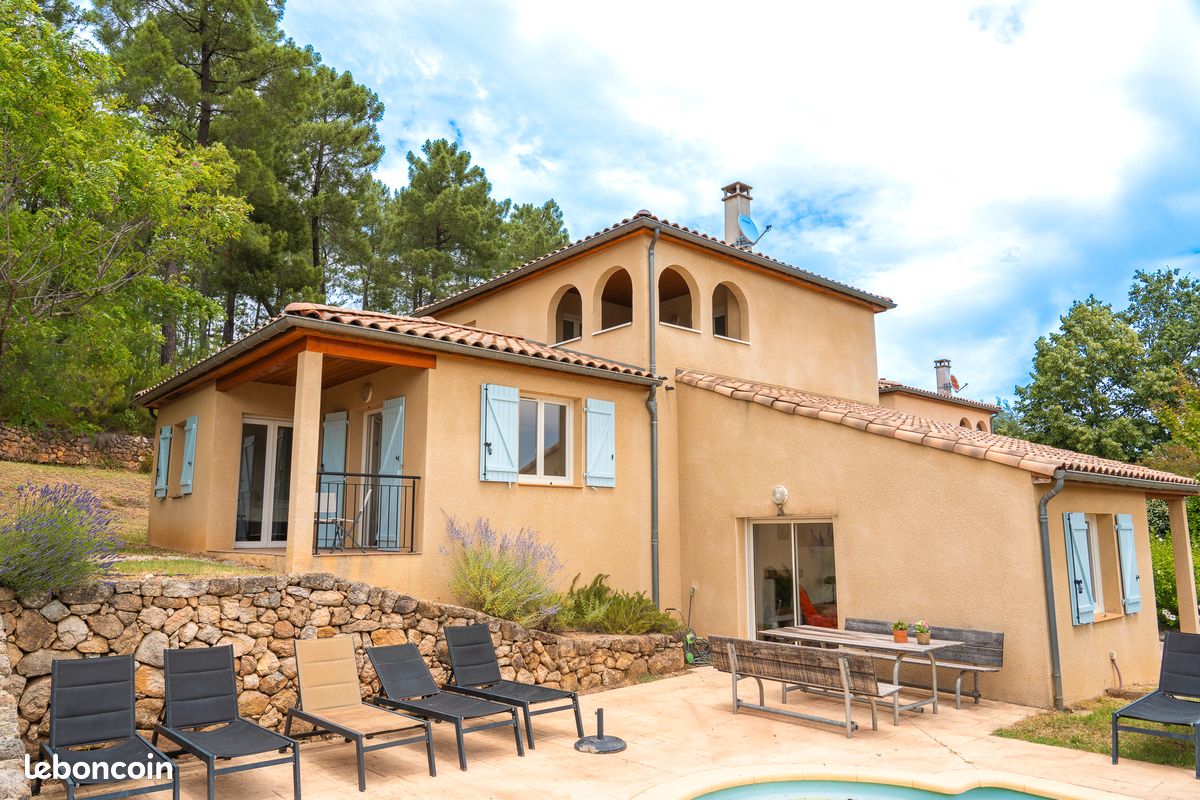 Maison 6 pièces 127 m² · à Joyeuse · 126,5 m² · 395 000 €