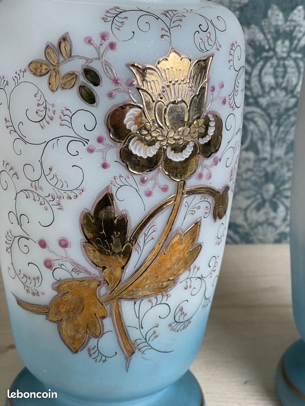 Vase Opaline Blanc Vintage - Décors Fillette Peint Main, Occasion, Origine France