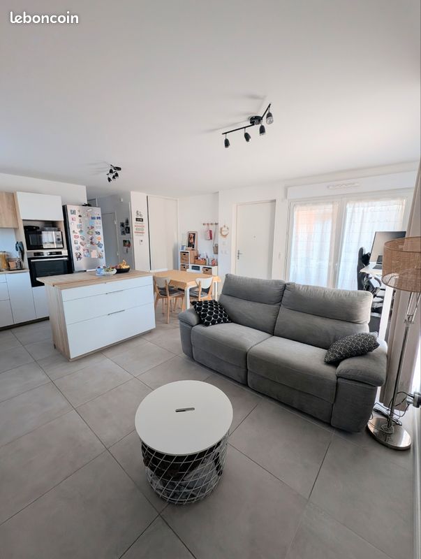Appartement 3 pièces 61 m² · à Domène · 61 m² · 250 000 €